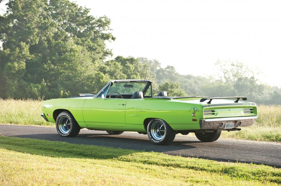  Plymouth Road Runner Convertible 1970 года  (фото 8 из 31)